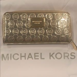 Michael Kors wallet